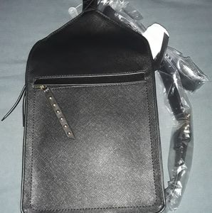 No Boundaries NWT sling crossbody bag backpack